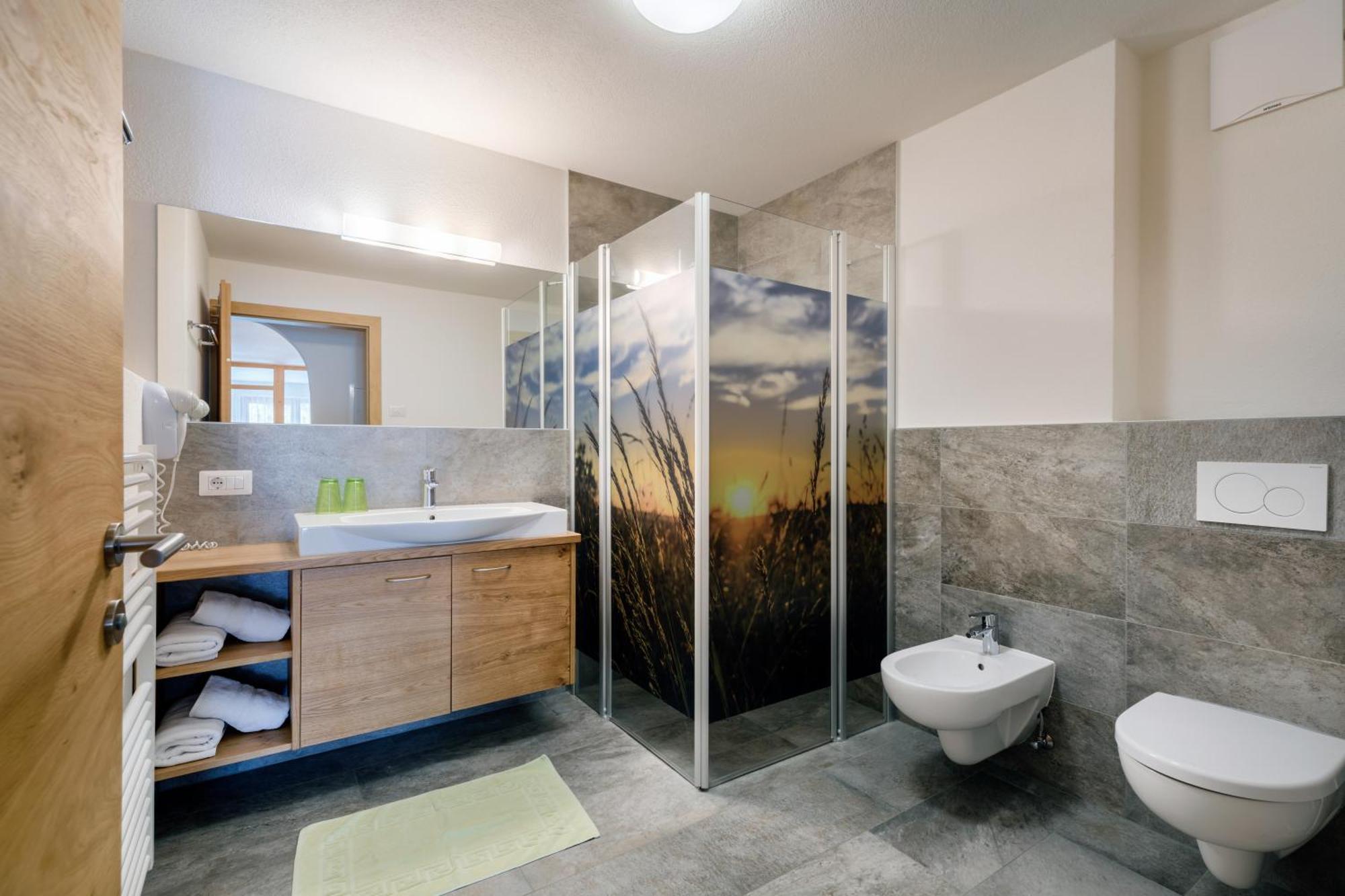 Zangerlehof Farm stay Slingia